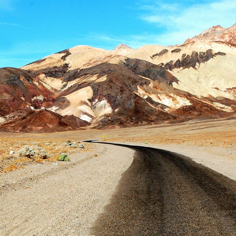 Artist-Pallett-Death-Valley